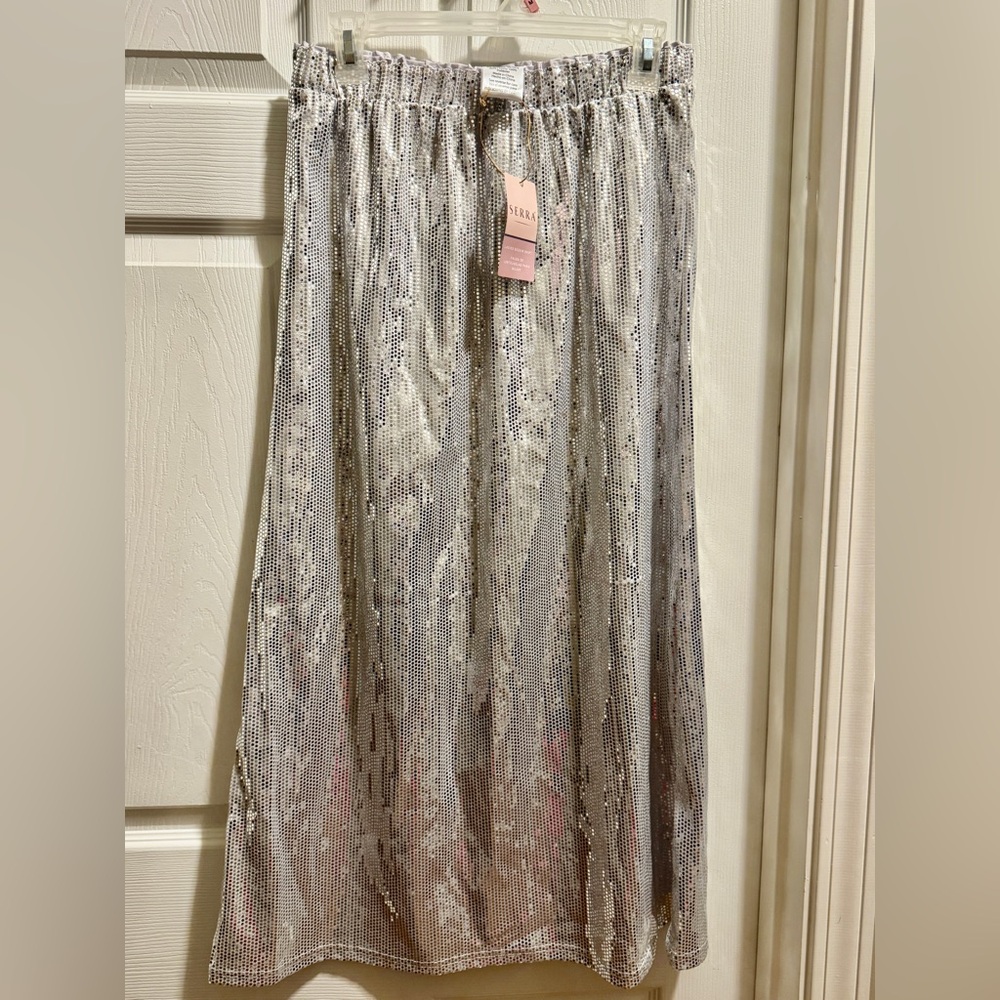 SERRA Ladies Silver Sequin A-Line Mid Length Skirt Size S NWT